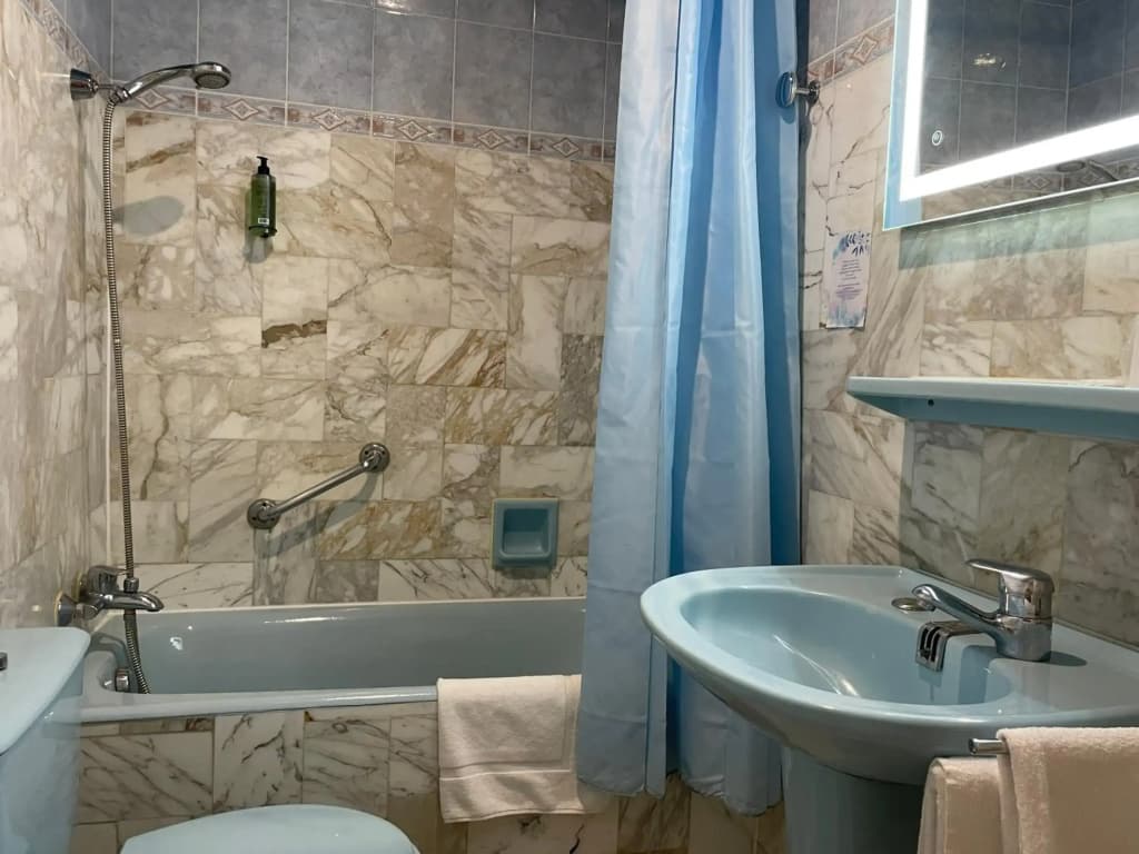 Hotel Busby - photo 7