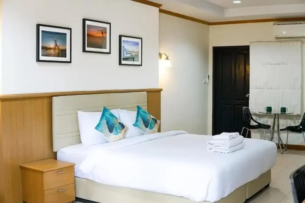 U Hub Chaweng Hotel - photo 4