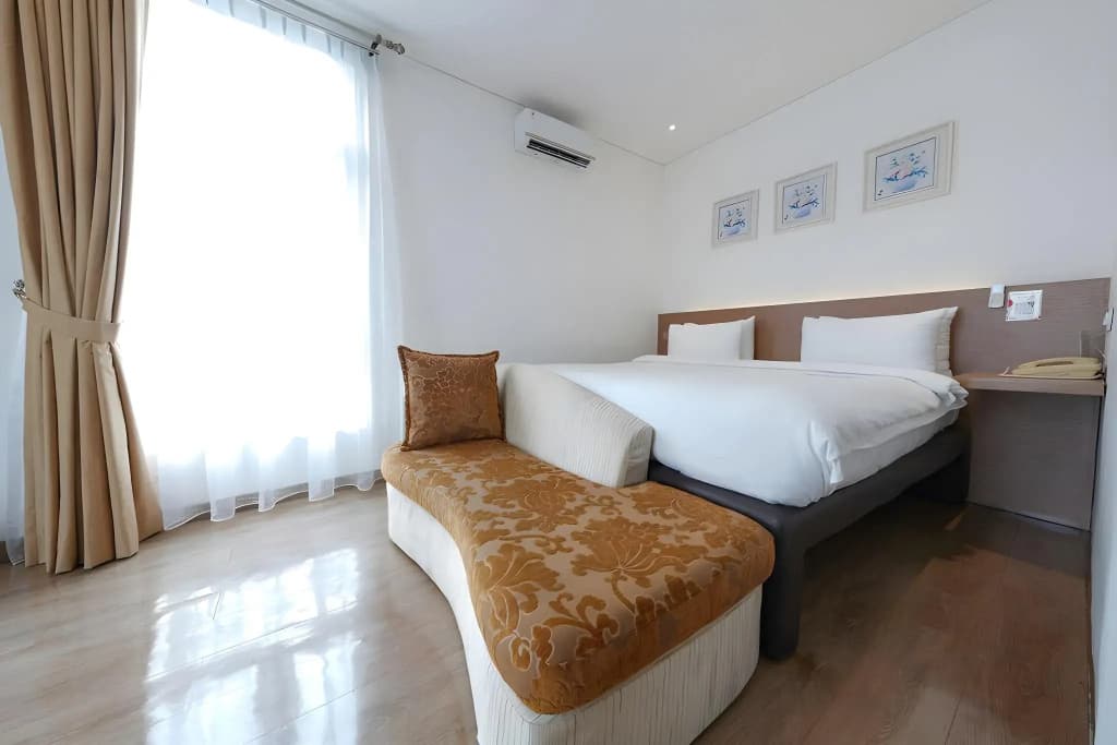 Heef Hotel Pasar Baru - photo 6
