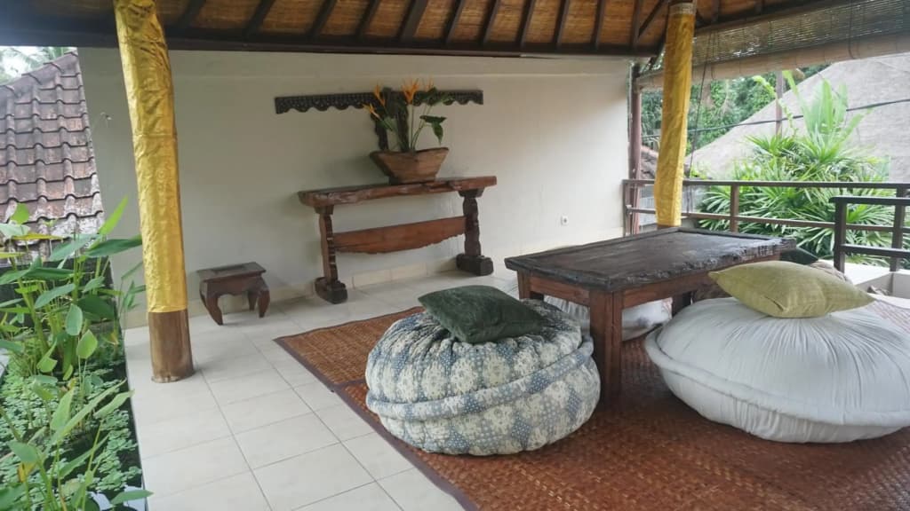 Puri Cantik Bungalow - photo 4