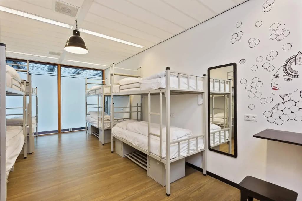 Hostelle - Caters to Women - photo 5
