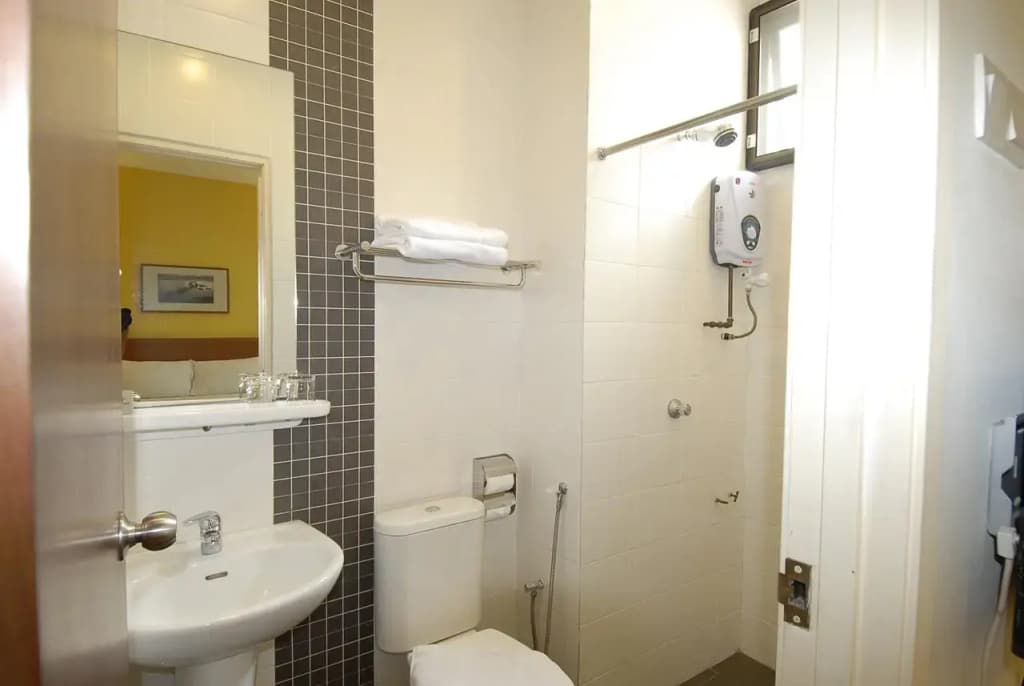Victoria Inn - photo 8
