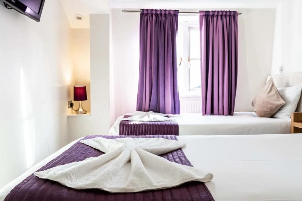Lancaster Court Hotel - photo 45