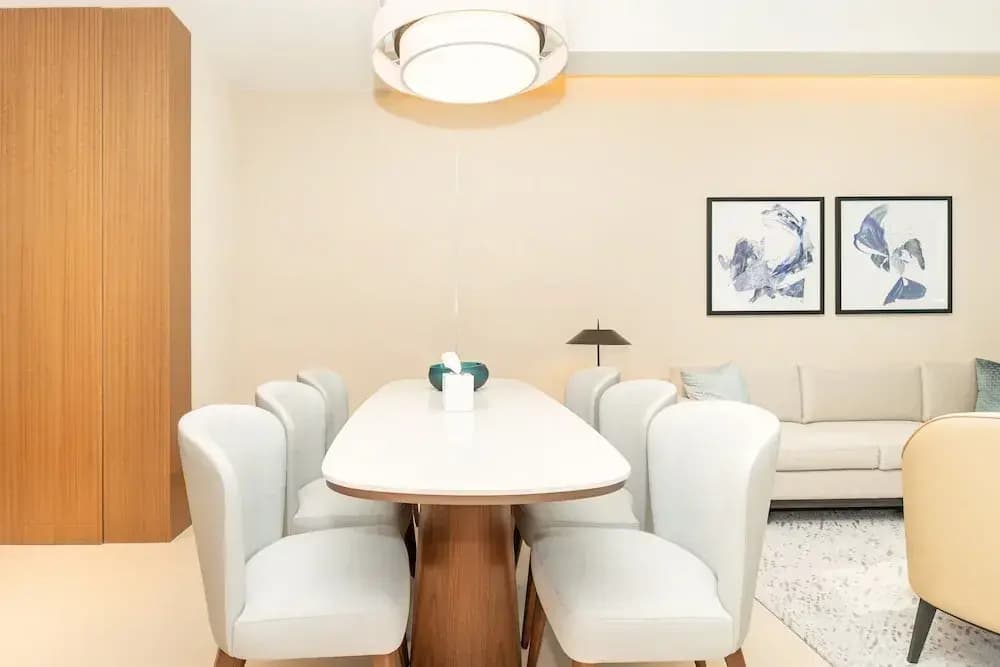Luxury StayCation - Modern Comfort: 3-BR at The Address Opera - photo 17