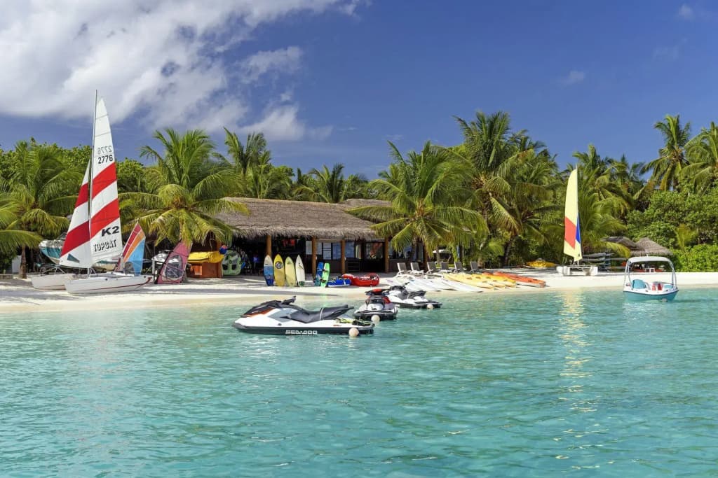 Sheraton Maldives Full Moon Resort & Spa - photo 27