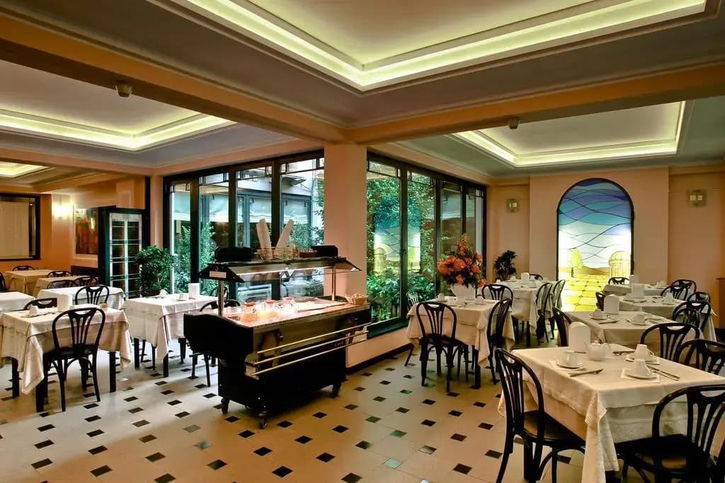 Garibaldi Palace Hotel - photo 17