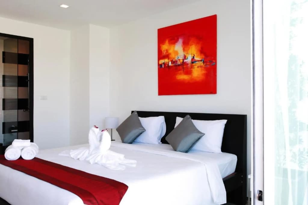 One World One Home Naiharn Hotel - photo 7