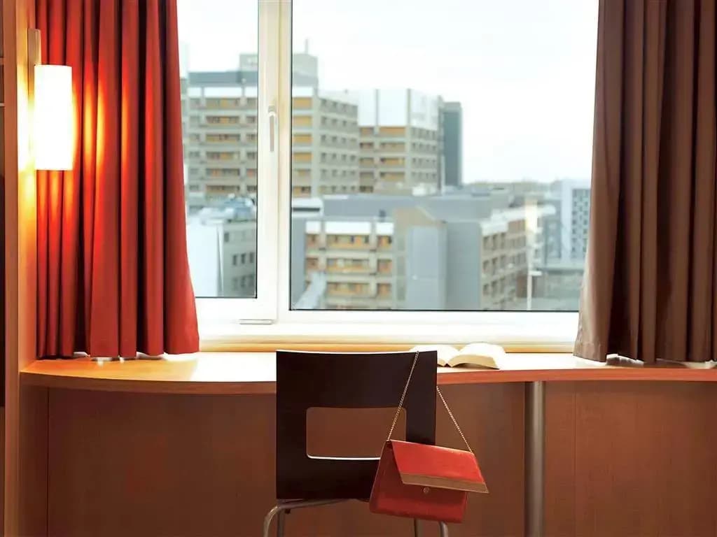ibis Paris Gare de l'Est TGV - photo 8
