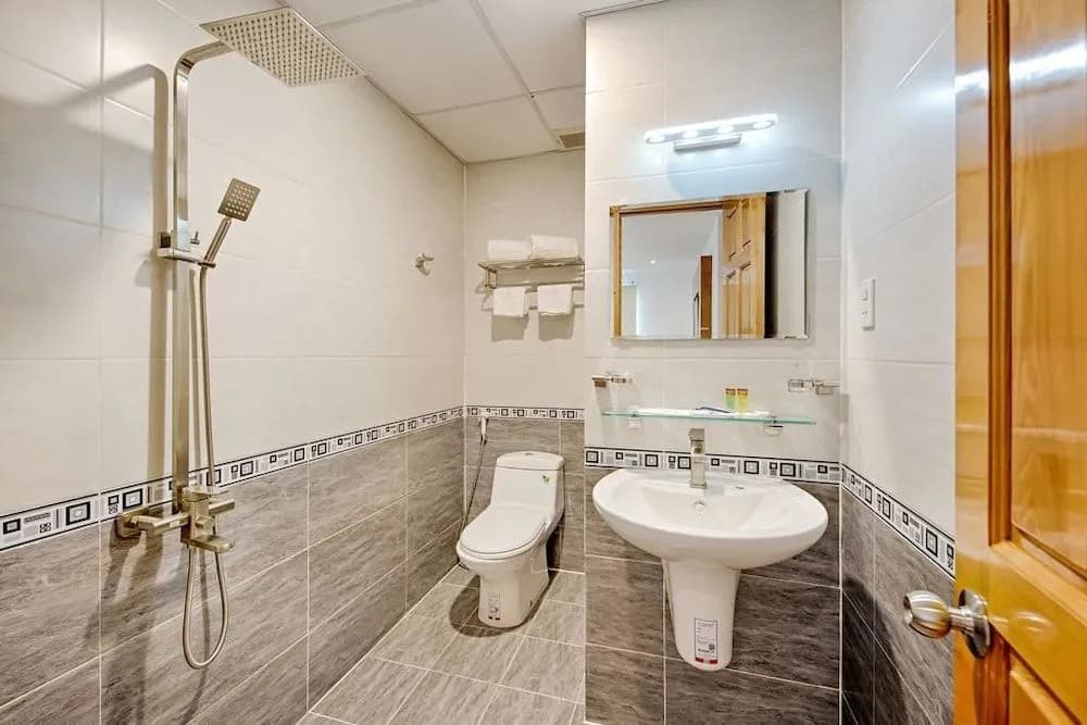 Diamond Hotel - photo 10