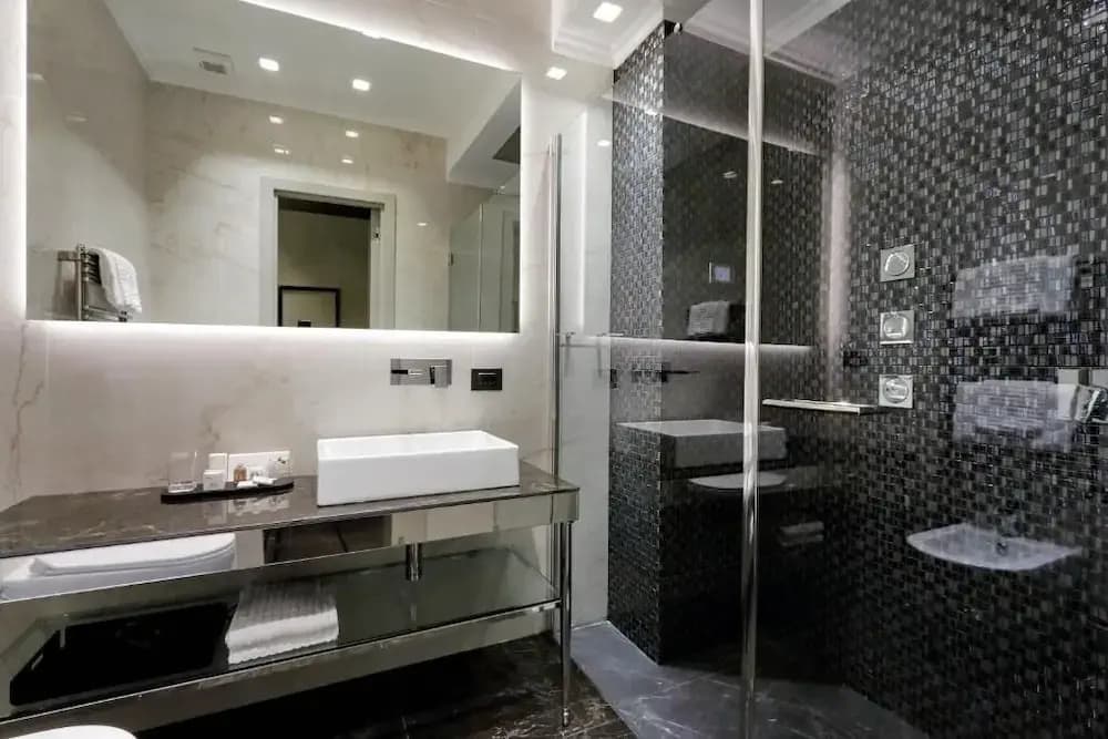 BQ HOUSE COLOSSEO Luxury rooms - photo 9