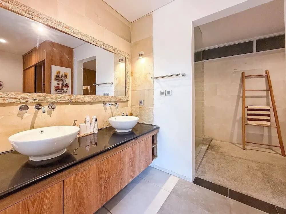 Villa St Calyx by DVH Luxe Retreats 3BR - photo 26