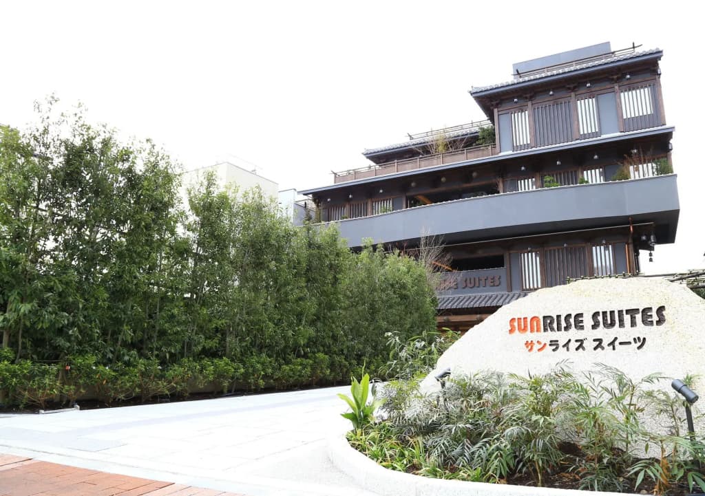 Sunrise Suites - photo 1