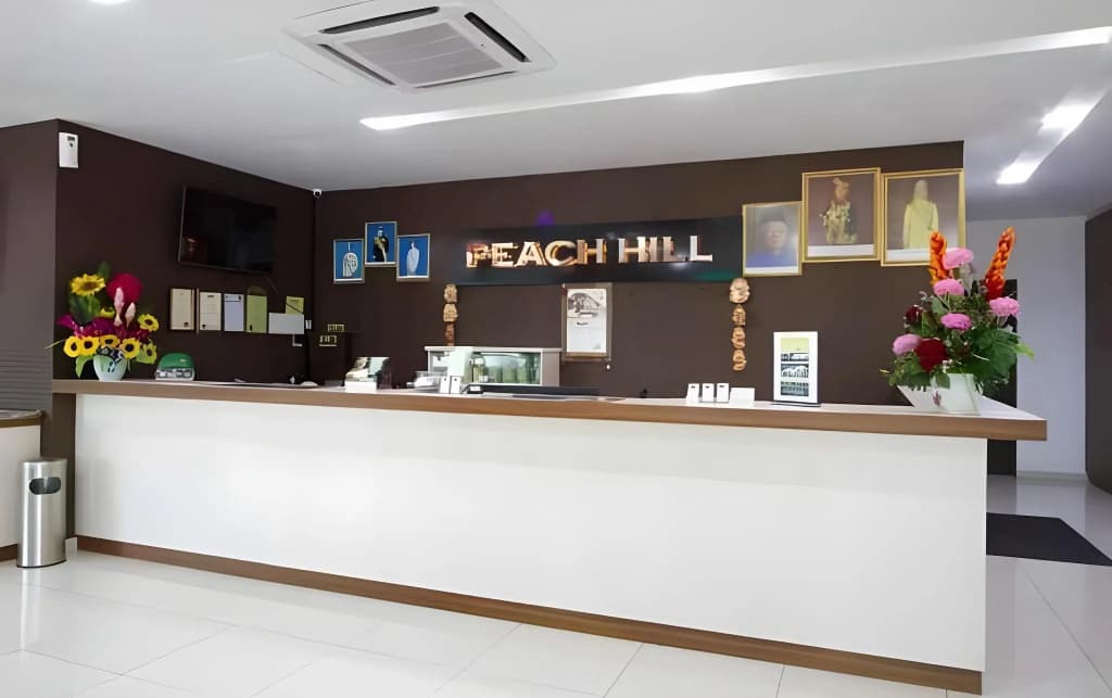 Peach Hill Hotel - photo 1