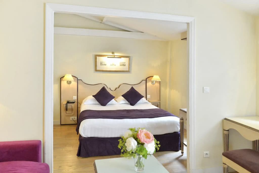 Hotel Unic Renoir Saint Germain - photo 24