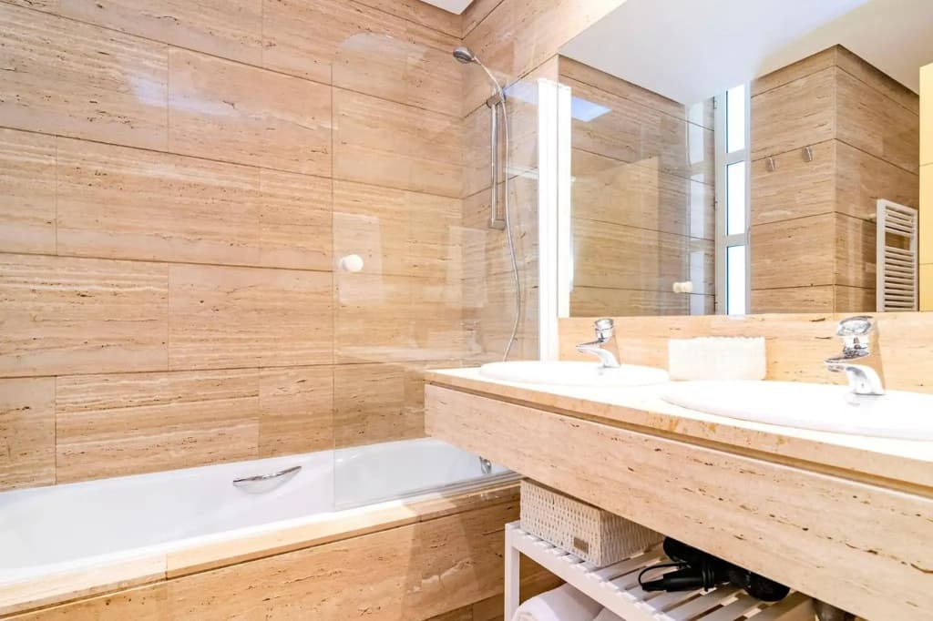 Velazquez Suites - photo 45