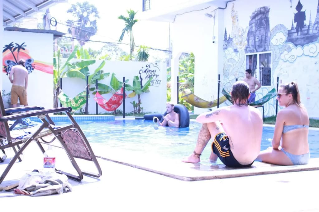 Pool Party Hostel - photo 25