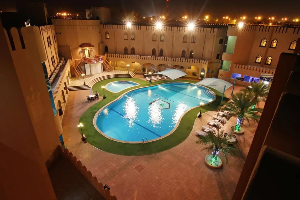Majan Continental Hotel - photo 15