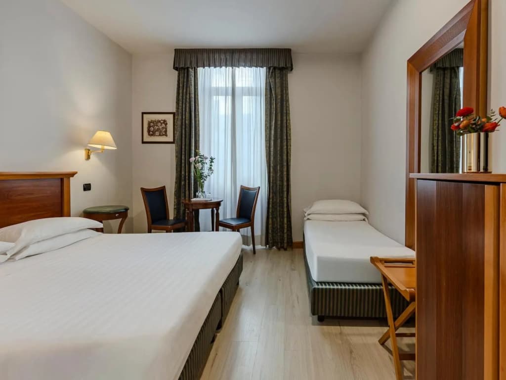 Hotel Diplomatic - photo 29
