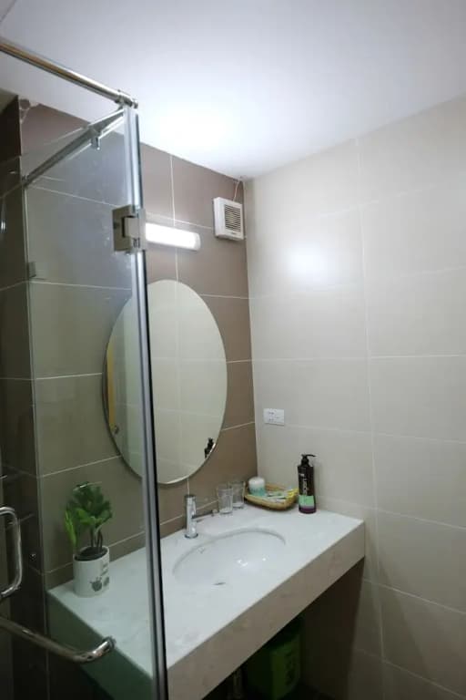 The Gallery House - photo 49
