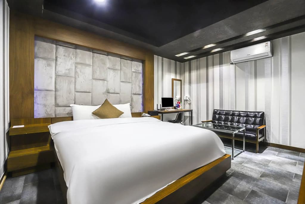 Hotel TJ - photo 3