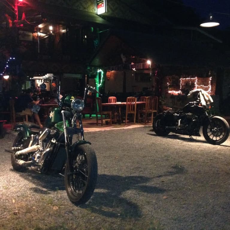 The Lazy Bar And Guesthouse - photo 10
