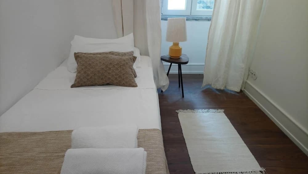 Comfortable Apartment in Central Lisbon - photo 14