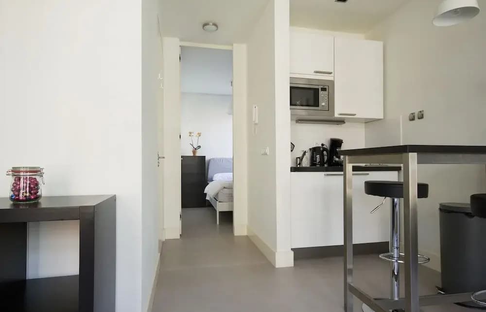 Bright & Great Apartment In Jordaan Area - photo 4