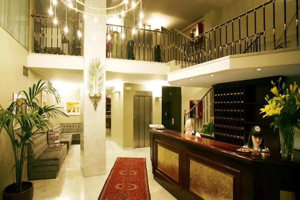 Caledonian Hotel - main photo