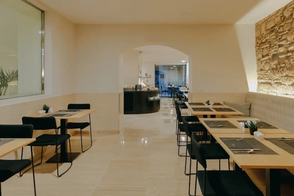 Hotel Hesperia Barri Gòtic - photo 15