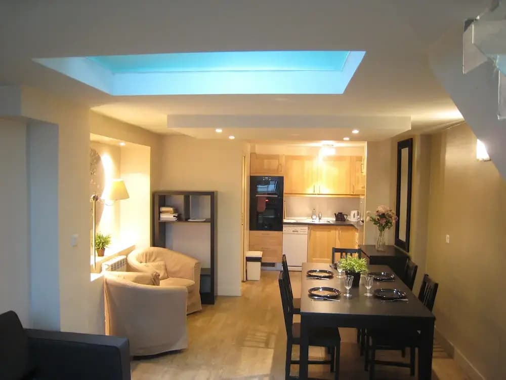 Montgolfier Apartment - photo 2