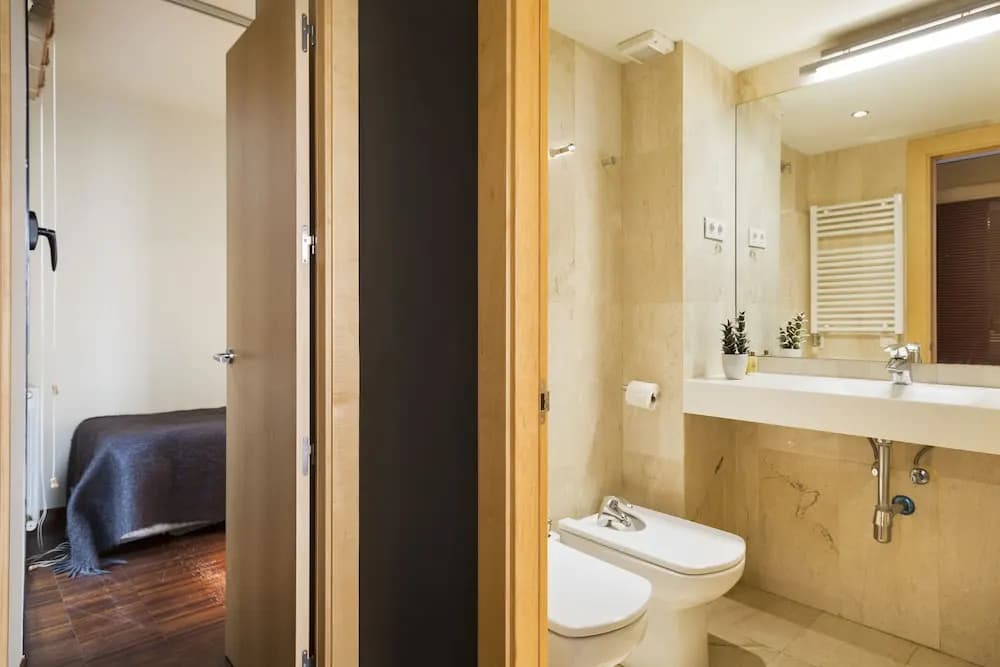 My Space Barcelona Executive Apartments Center - photo 10