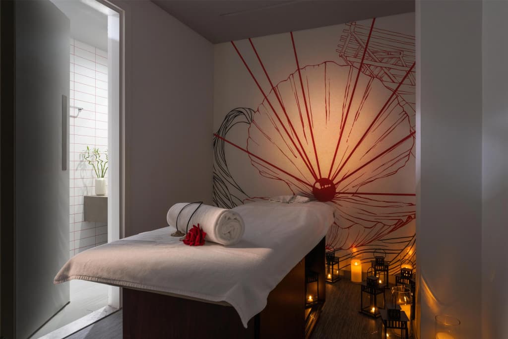 Radisson Red Dubai Silicon Oasis - photo 45