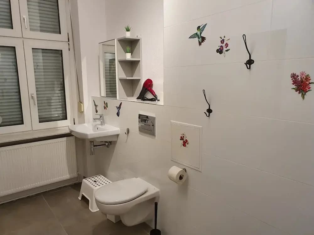Central Lichtenberger Apartment - photo 6
