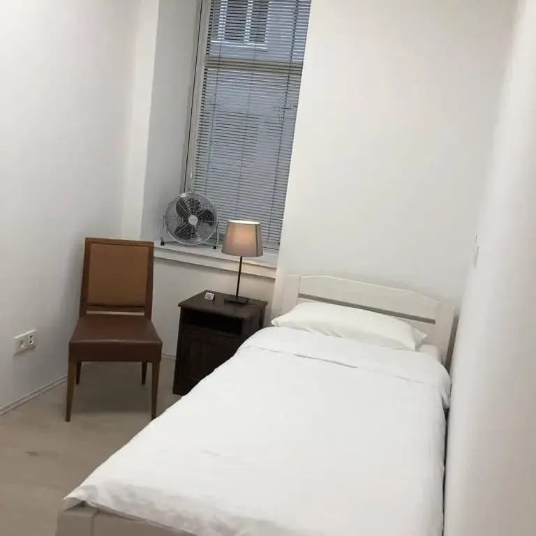 W&V Hostel - photo 4