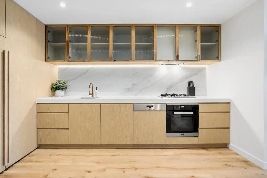 Luxuria Apartments - Collins House - photo 18