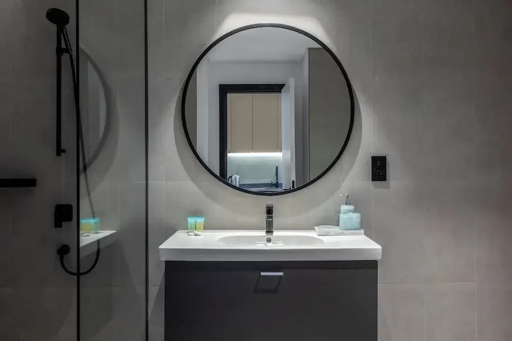 Waves - Elegant Studio Retreat in Dubai’s Business Bay - photo 24
