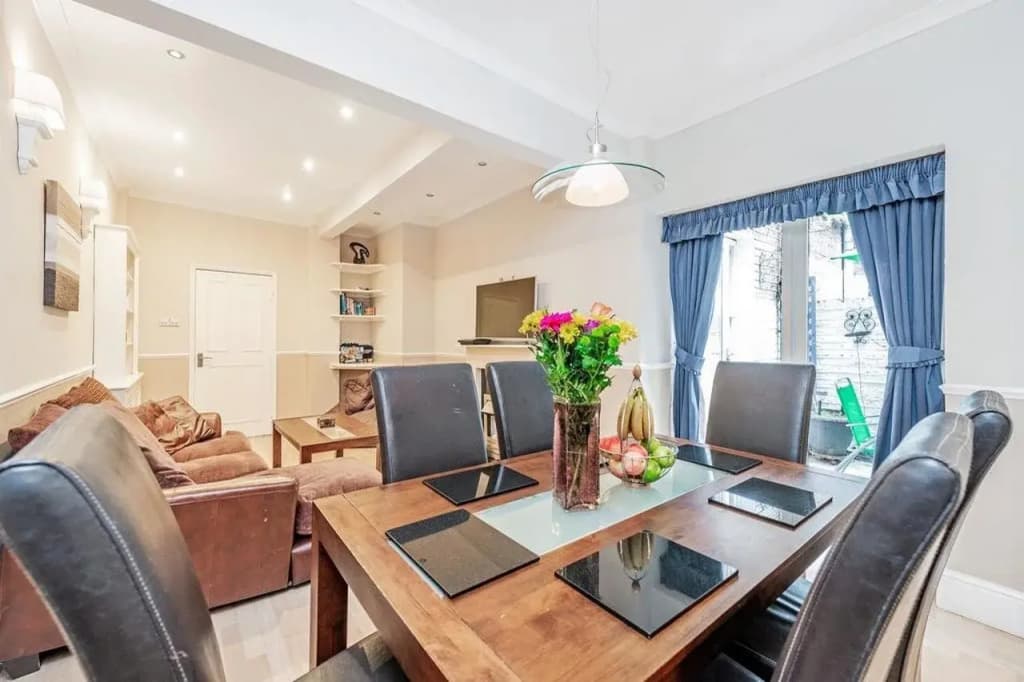 Castletown House Apartments - photo 12