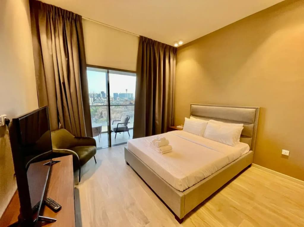 Stunning Park view studio with balcony - main photo