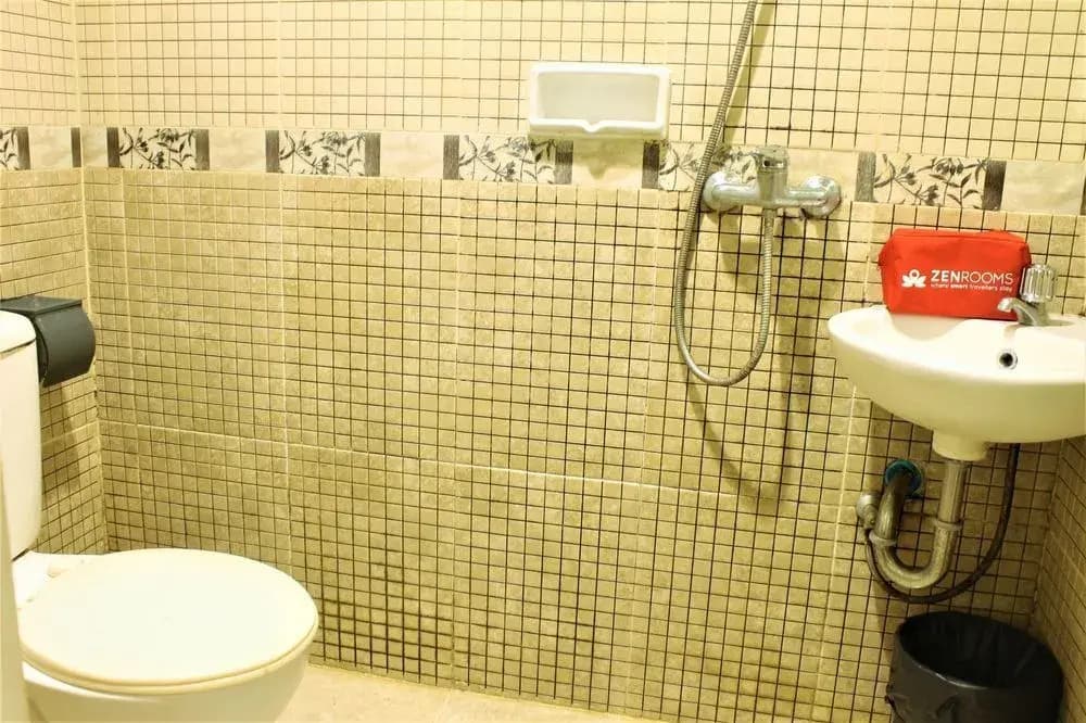 ZEN Rooms Basic Mangga Besar 5 - photo 22