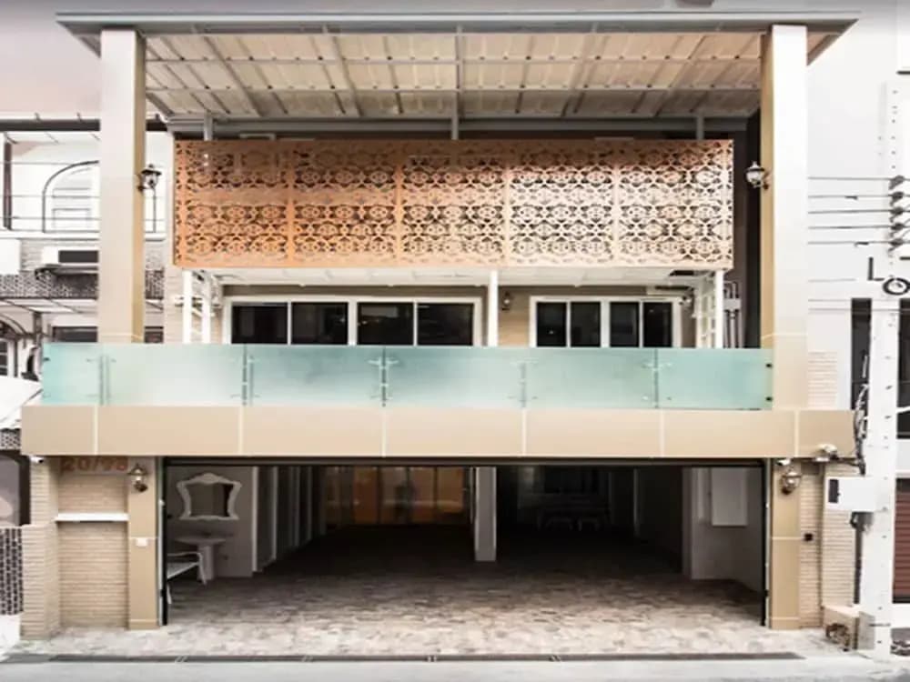 Residence at 49 - photo 20