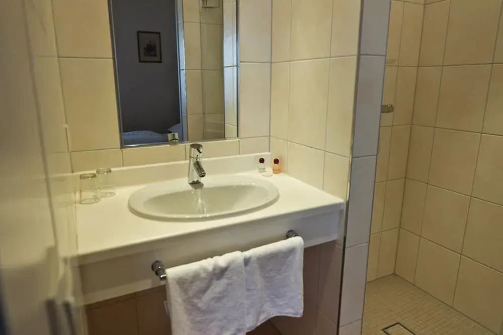 Ivbergs Hotel Messe Nord - photo 9