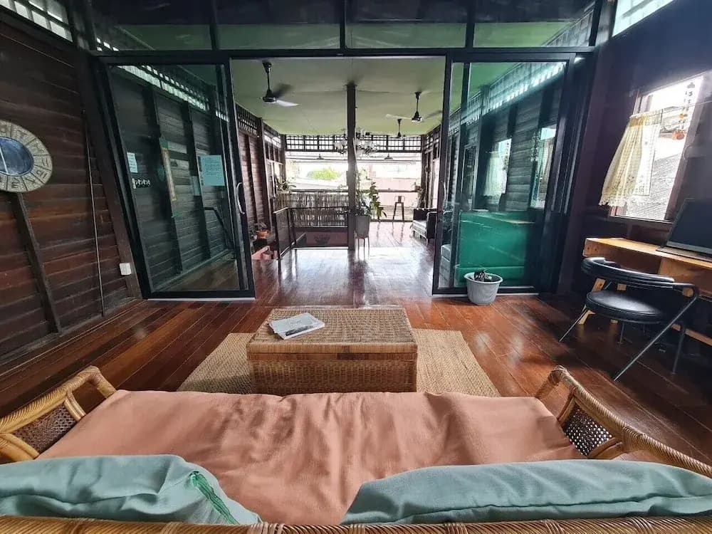 Non House Hostel - photo 4