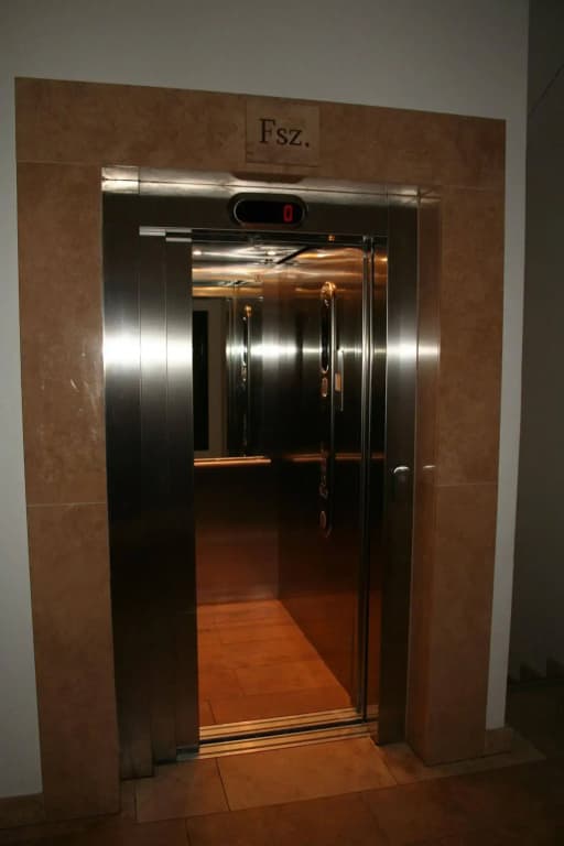Adler Apartments - photo 8