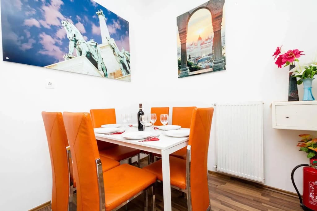 Like Home Opera Apartments - photo 19