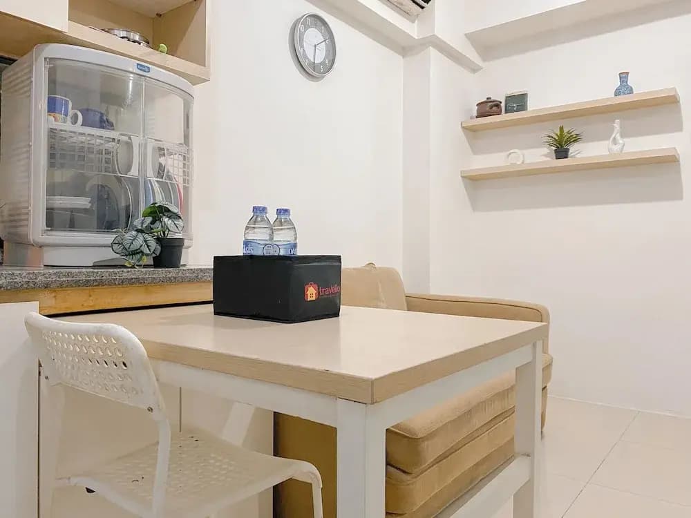 Good Deal and Comfy 2BR Apartment Green Pramuka City - photo 12