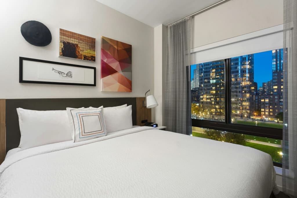 Fairfield Inn & Suites New York Manhattan / Central Park - photo 2