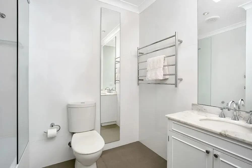 Sunny and Spacious Two Bdr Apt - SPF13 - photo 5