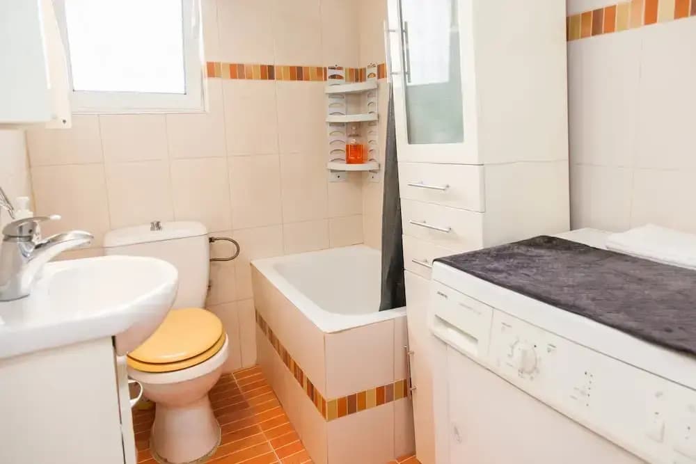 Cute apartment in Neos Kosmos - photo 8