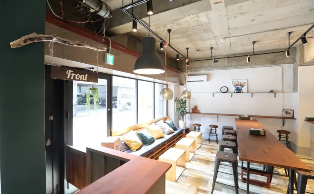 Gush - Hostel - photo 11