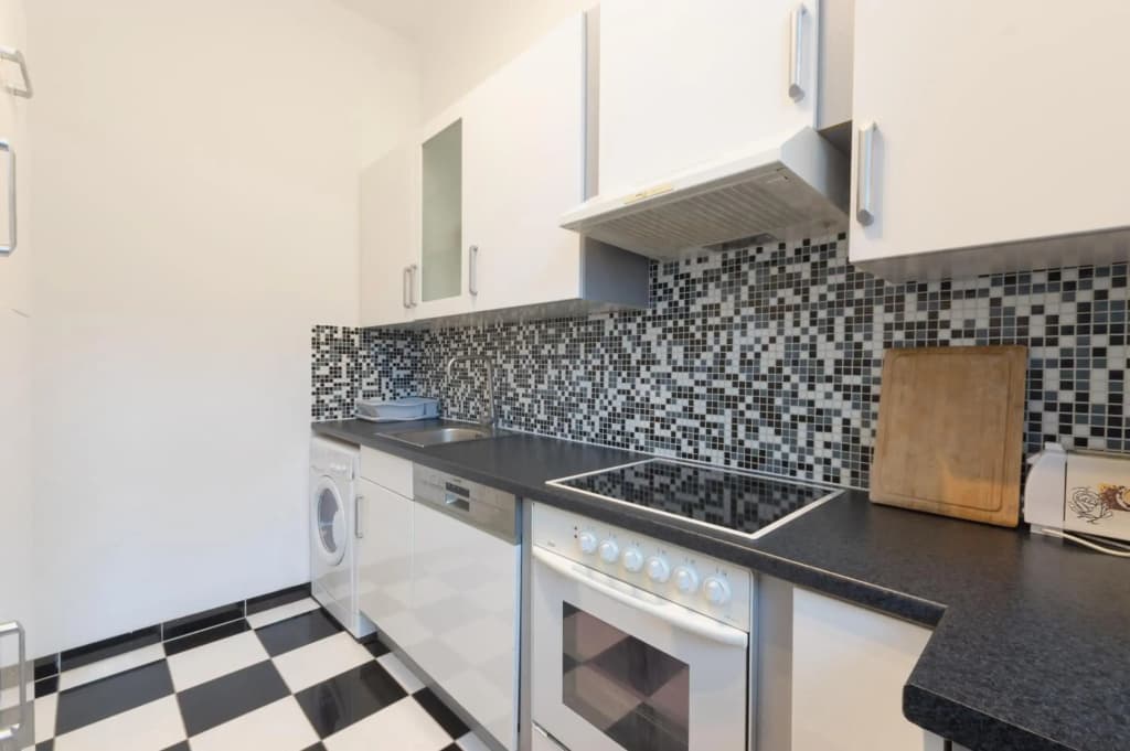 Spacious Apartment in Center with Terrace - photo 24